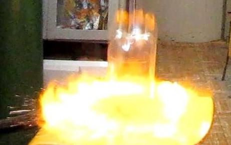 Hydrogen-bottle-fire-51.JPG
