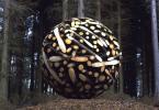 giant-wooden-spheres-1.jpg
