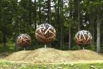 giant-wooden-spheres-4.jpg